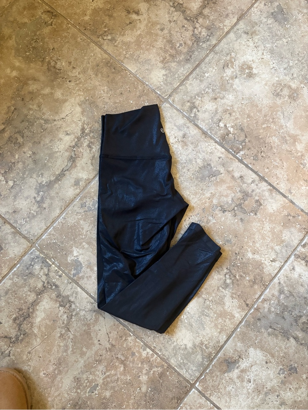 Lululemon Black Shiny Align Leggings
